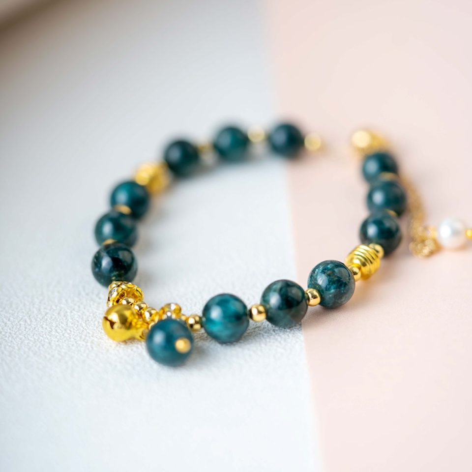 Green Rutilated Quartz Crystal Gold Bell Design Bracelet 绿发晶铃铛手链
