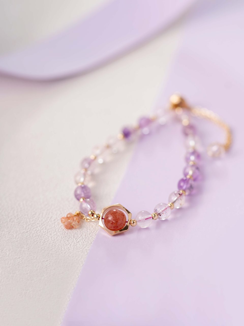 超七太阳石设计手链 Natural Super 7 and Sun Stone with Litter Flower Design Bracelet