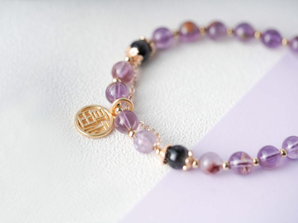 极光23福字设计手链 Auralite23 Crystal with "FU" Charm Design Bracelet